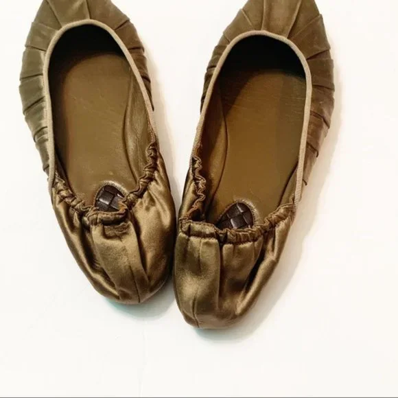 Bottega Veneta Square Toe Satin Flats Olive 40 - Picture 5 of 8